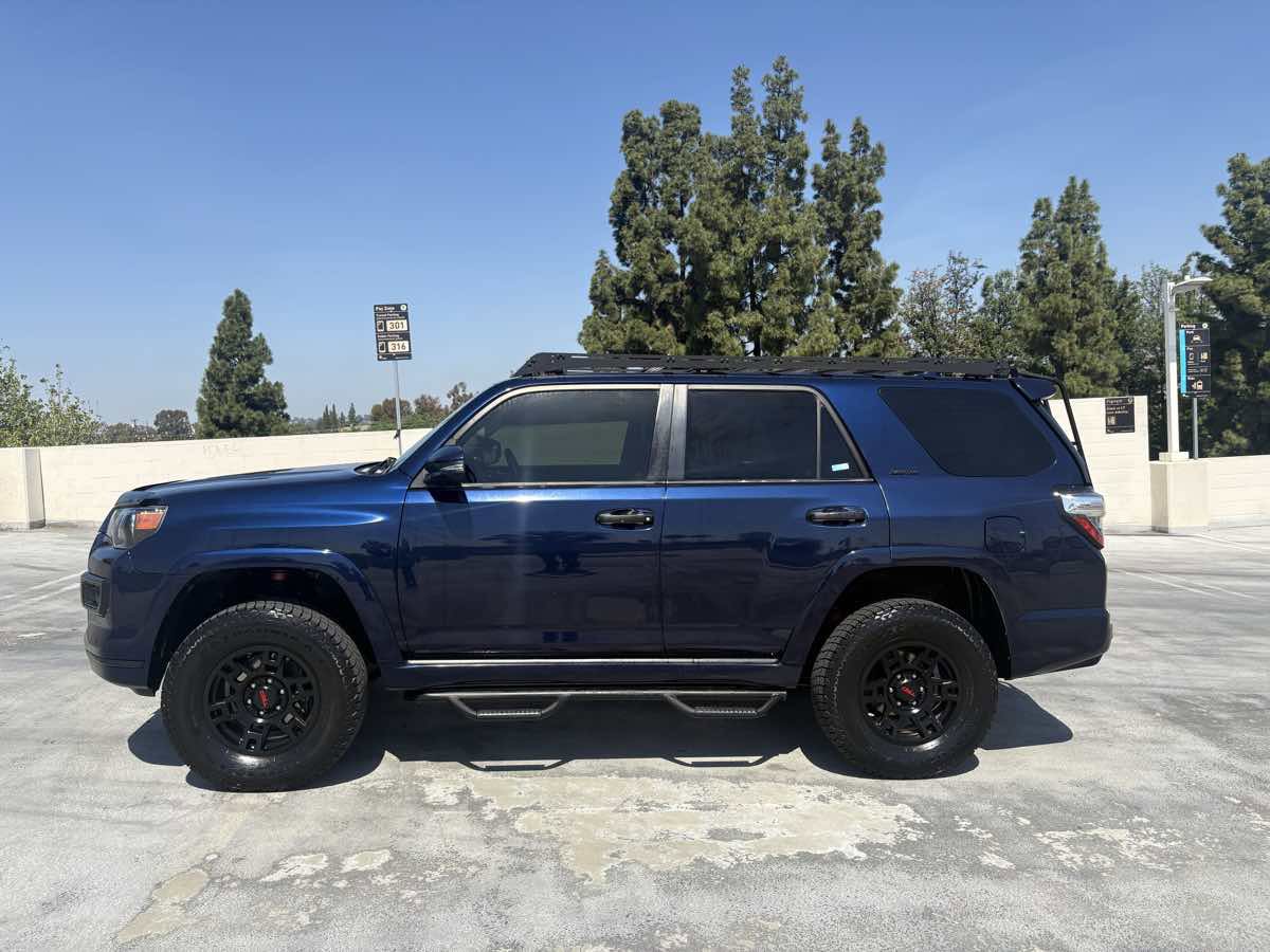 Used 2018 Toyota 4Runner Limited image 17