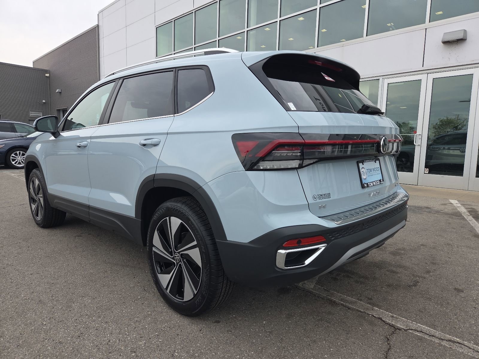 New 2026 Volkswagen Taos SE AWD/4WD image 10