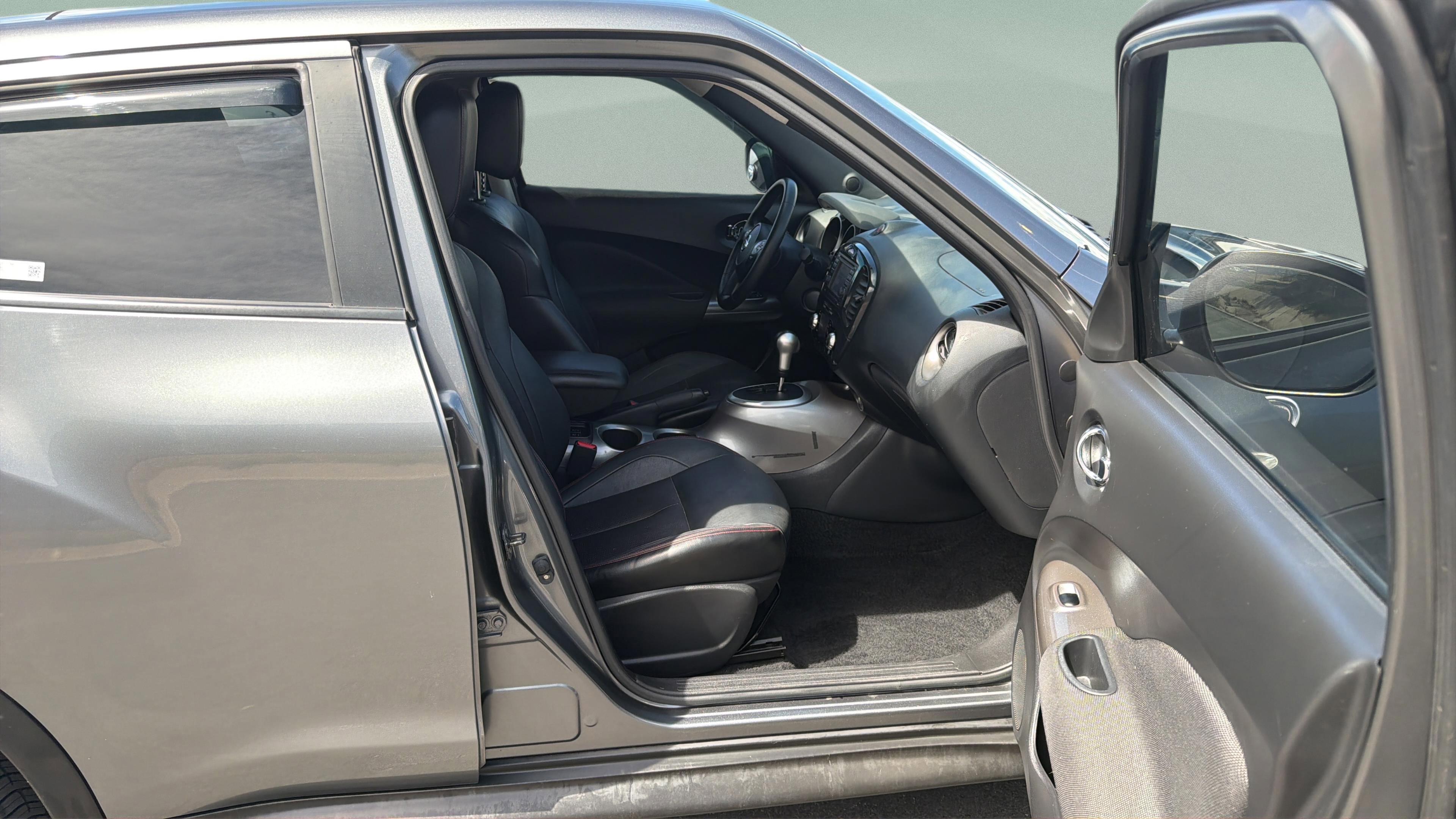 Used 2012 Nissan Juke SL AWD/4WD image 13