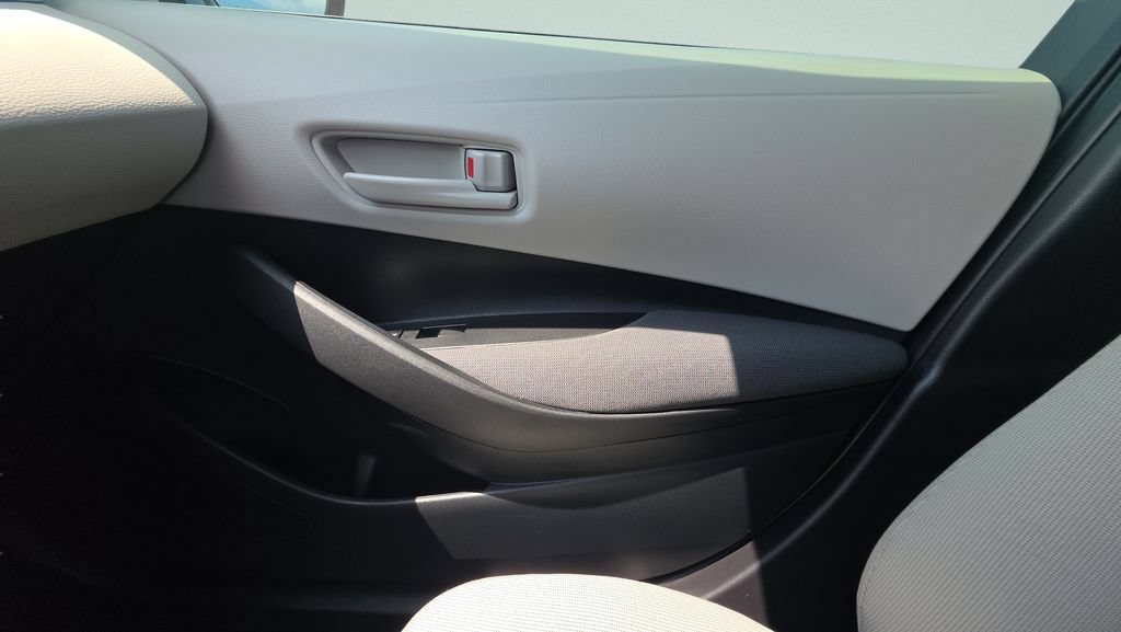 Used 2026 Toyota Corolla LE FWD image 13