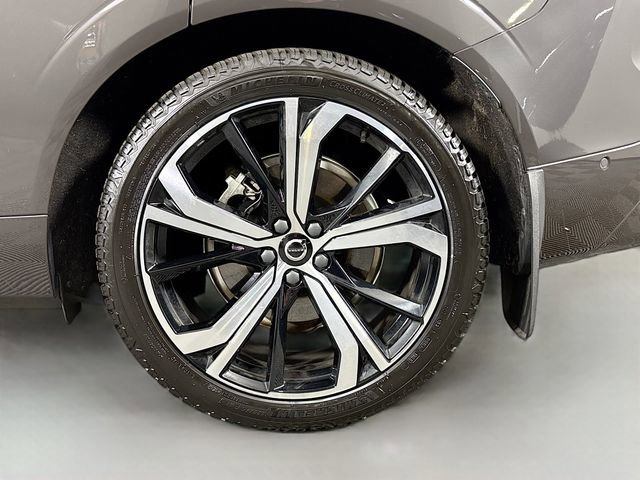 Used 2023 Volvo XC60 B6 Ultimate w/ Climate Package AWD/4WD image 37