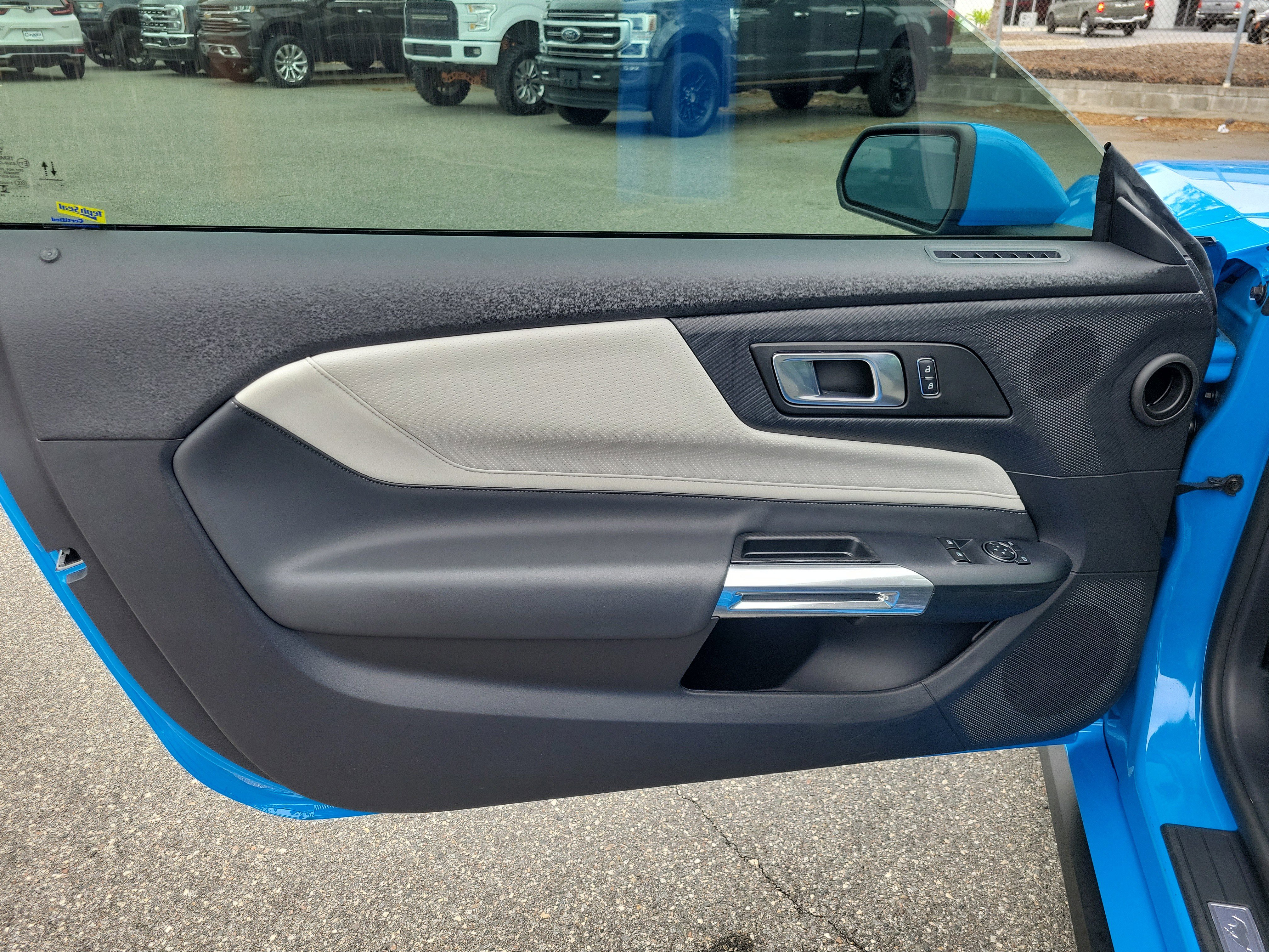 Used 2024 Ford Mustang GT Premium RWD image 7