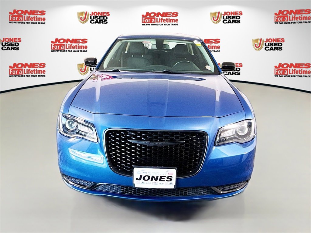 Used 2021 Chrysler 300 Touring w/ Sport Appearance Package image 11