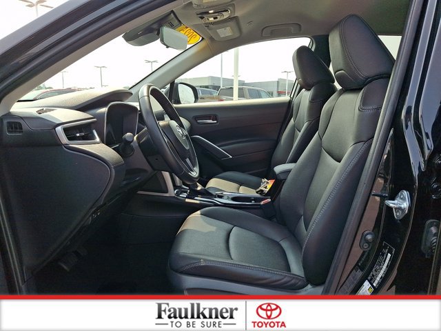 Certified 2025 Toyota Corolla Cross XLE FWD image 13