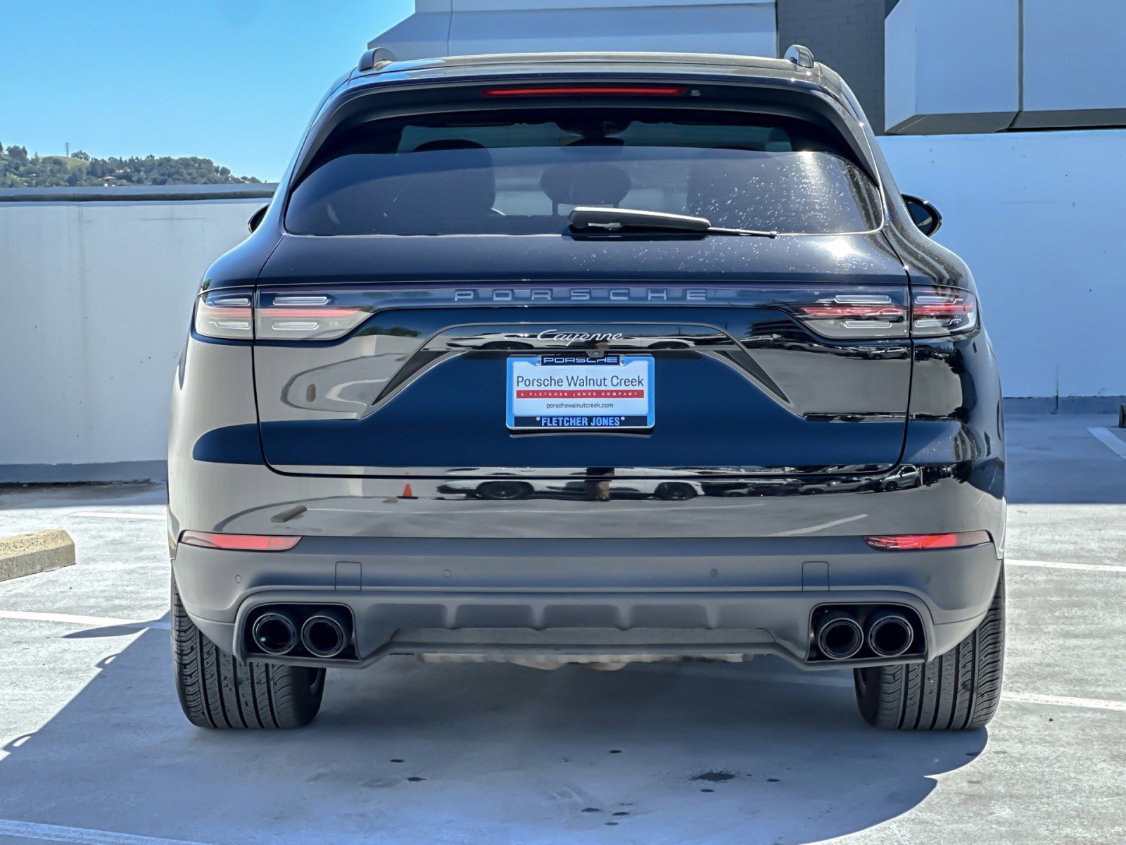 Certified 2022 Porsche Cayenne Platinum Edition image 7