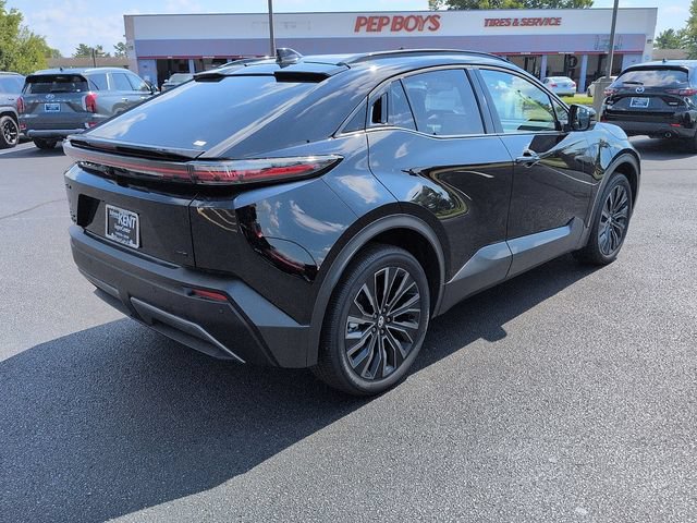 Certified 2026 Toyota C-HR AWD/4WD image 7