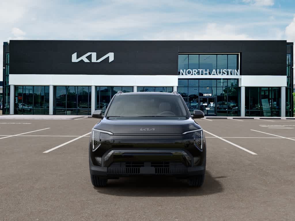 New 2027 Kia EV3 Land FWD image 2