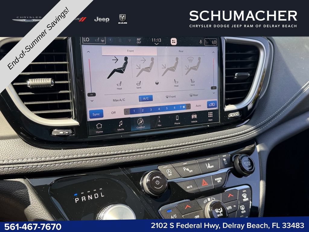 New 2027 Chrysler Pacifica Limited AWD/4WD image 17