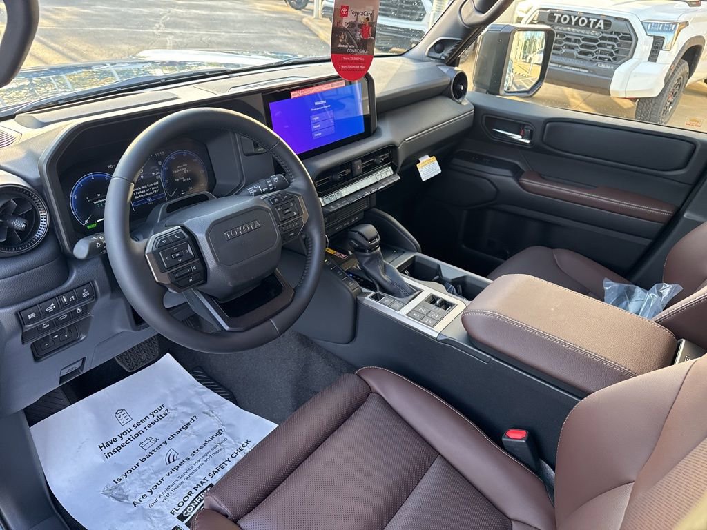 New 2025 Toyota Land Cruiser Base image 12