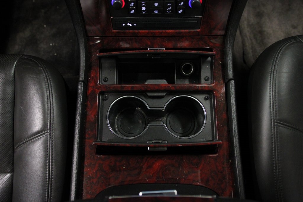 Used 2013 Cadillac Escalade EXT Luxury image 16