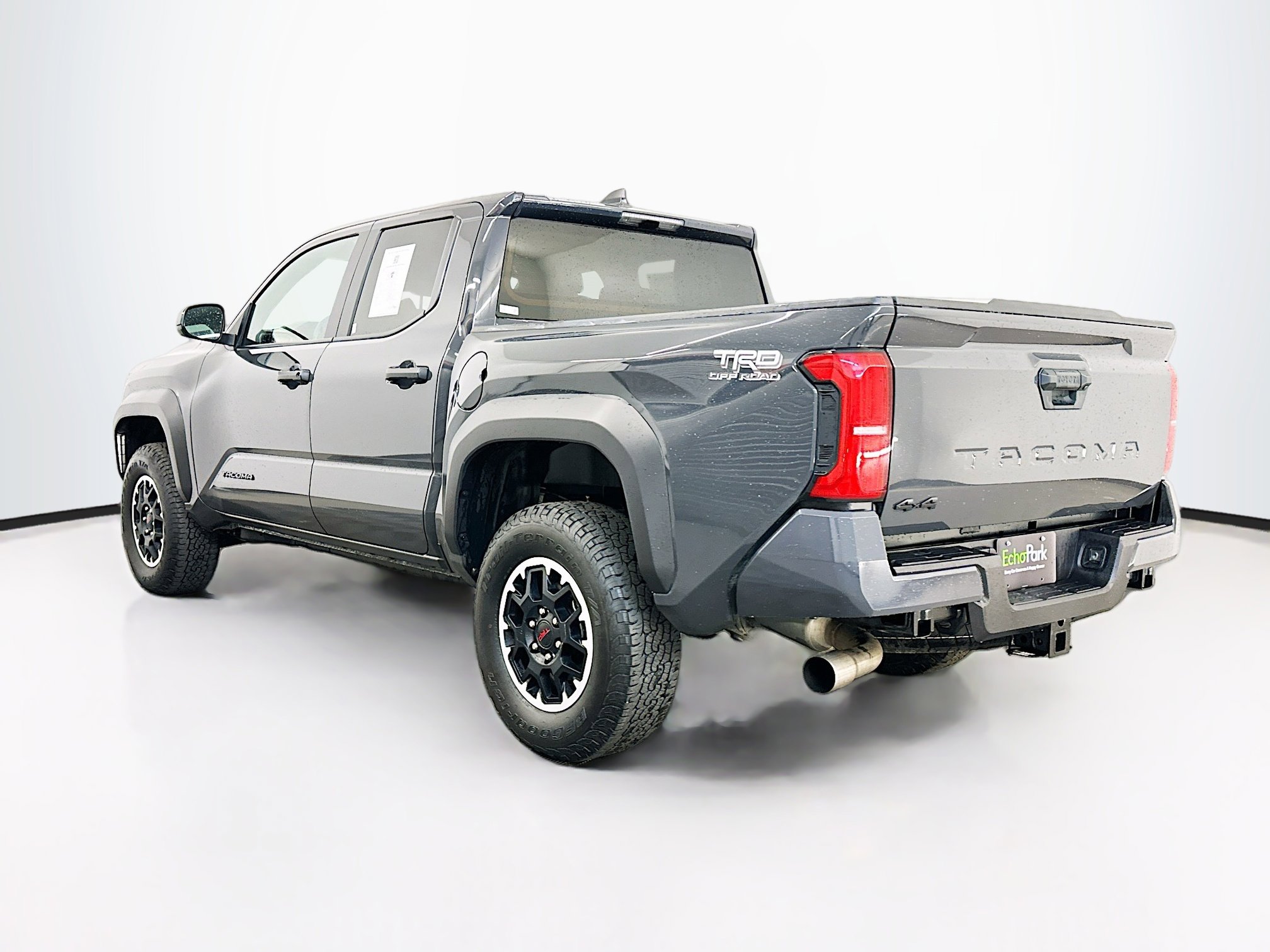 Used 2025 Toyota Tacoma TRD Off-Road image 5