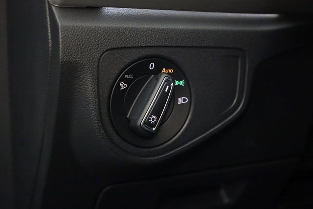 Used 2023 Volkswagen Atlas Cross Sport SEL Premium R-Line image 12