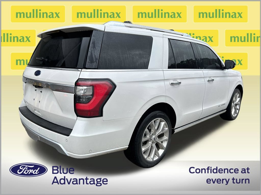 Used 2019 Ford Expedition Platinum RWD image 2