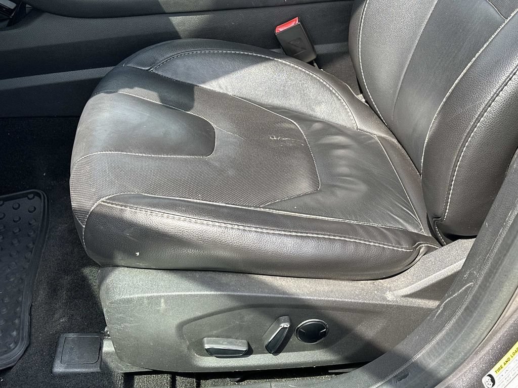 Used 2013 Ford Fusion Titanium FWD image 17