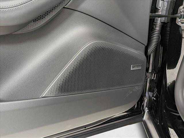 New 2026 Porsche Macan Electric image 14