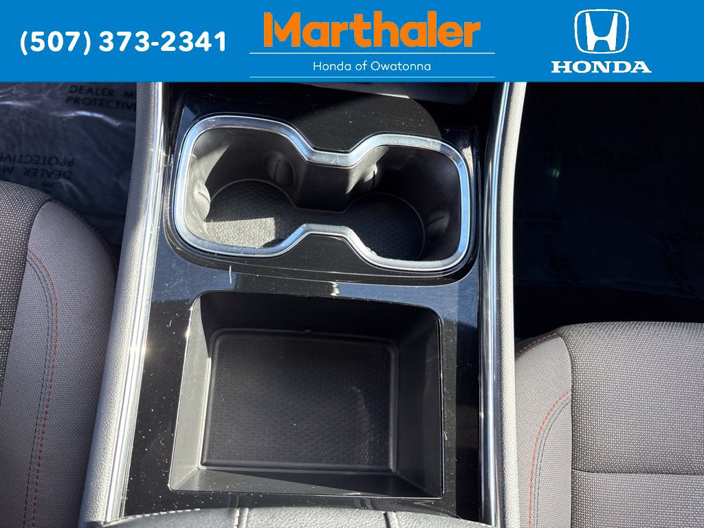 Used 2026 Chevrolet Traverse LT w/ Driver Confidence Package AWD/4WD image 24