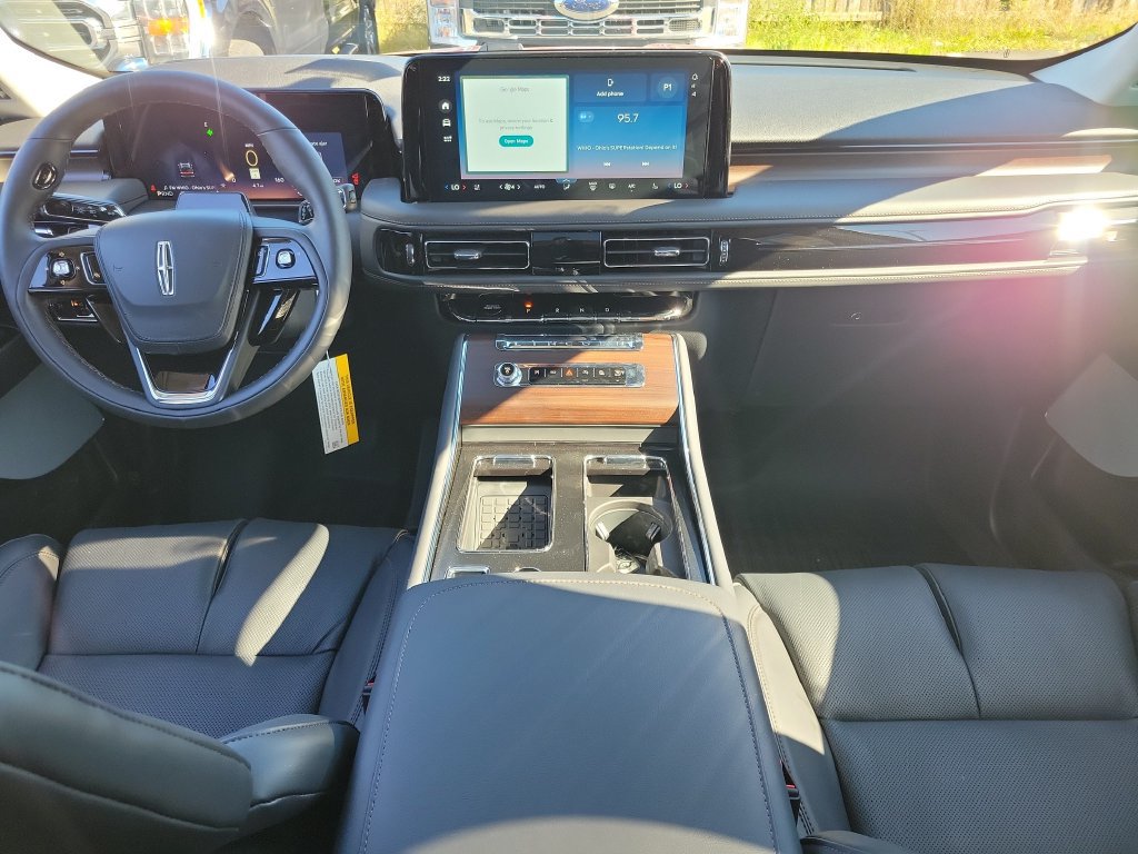 New 2027 Lincoln Aviator Reserve AWD/4WD image 11
