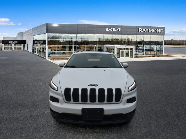 Used 2018 Jeep Cherokee Limited w/ High Altitude Package FWD image 8