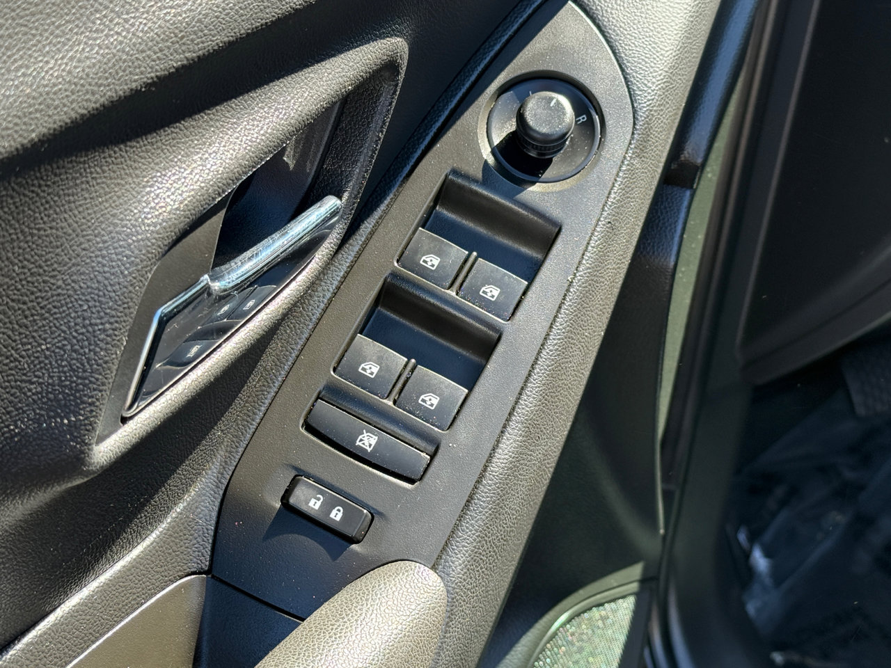 Used 2016 Chevrolet Trax LS w/ LPO, Cargo Package image 18