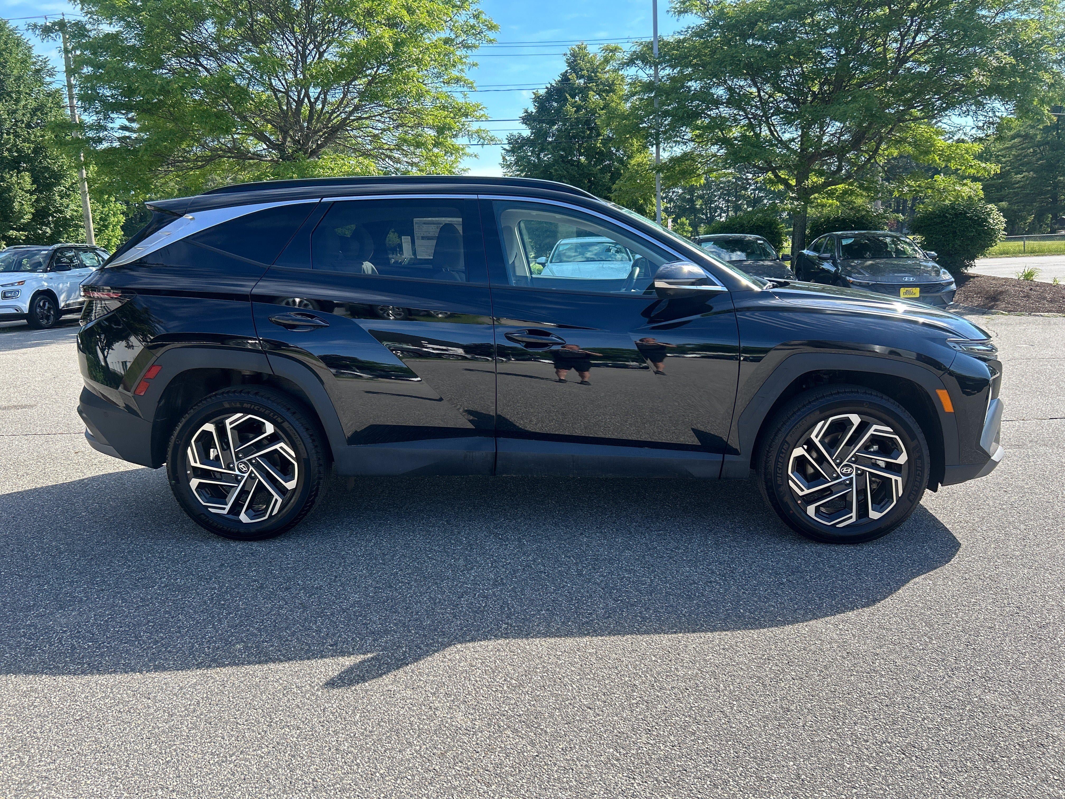 New 2026 Hyundai Tucson Limited AWD/4WD image 32
