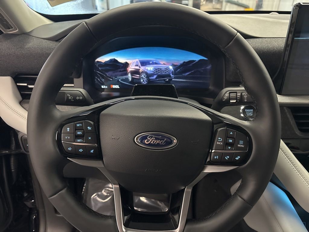 New 2026 Ford Explorer Platinum image 19