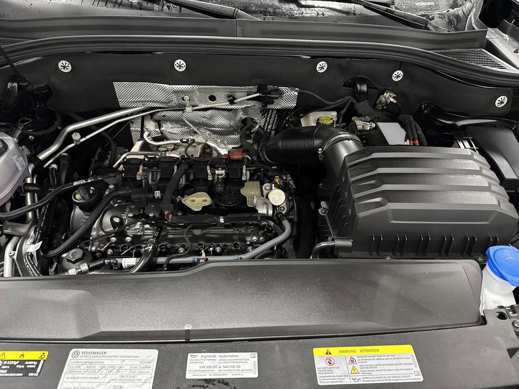 Used 2024 Volkswagen Atlas Cross Sport SEL R-Line image 38