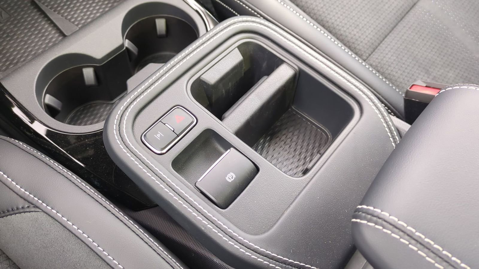 New 2025 Ford Mustang Mach-E GT w/ Bronze Appearance Package image 32