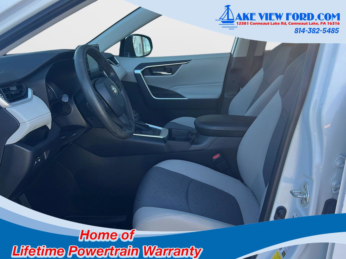 Used 2019 Toyota RAV4 XLE image 16