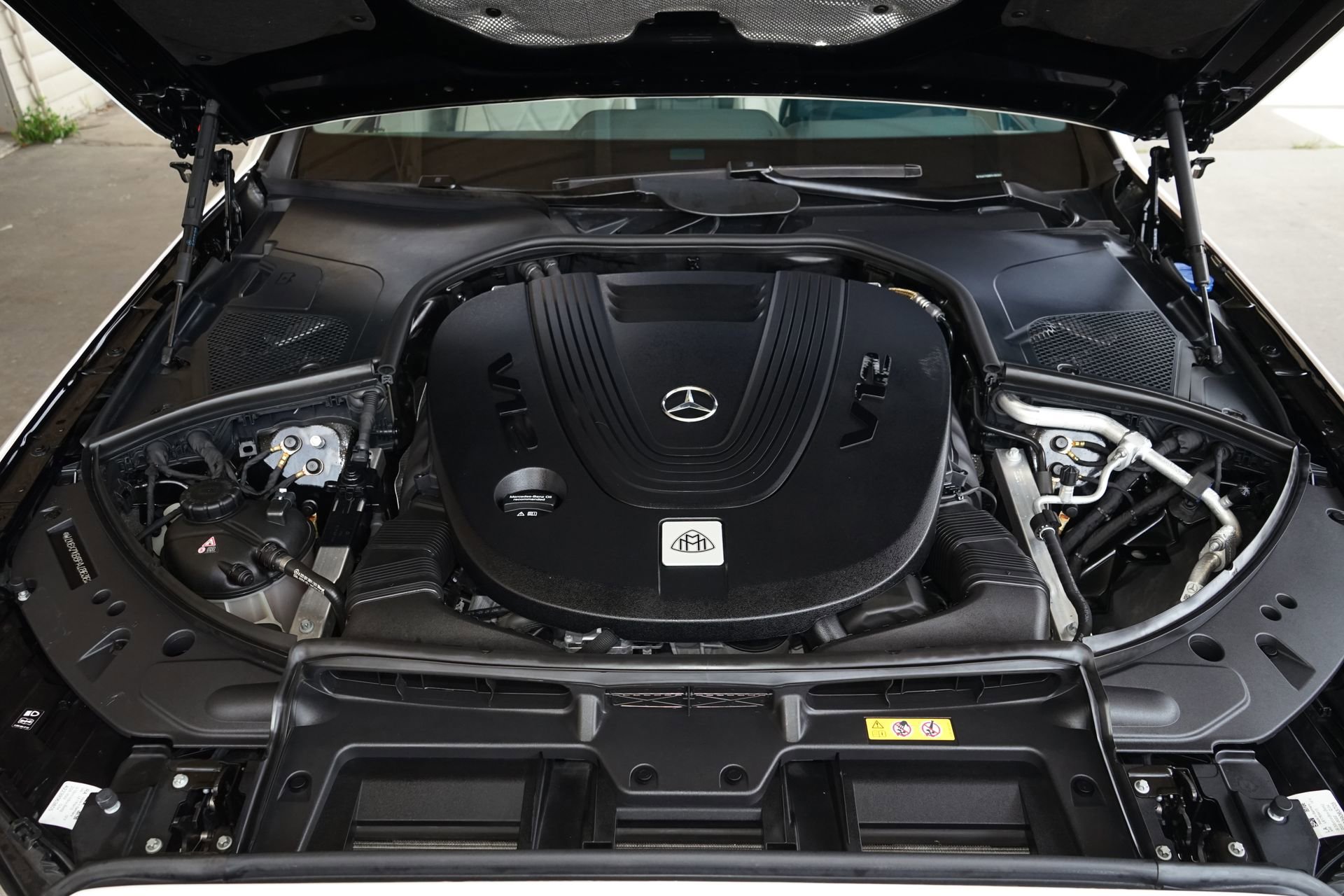 Used 2023 Mercedes-Benz Maybach S 680 4MATIC image 36