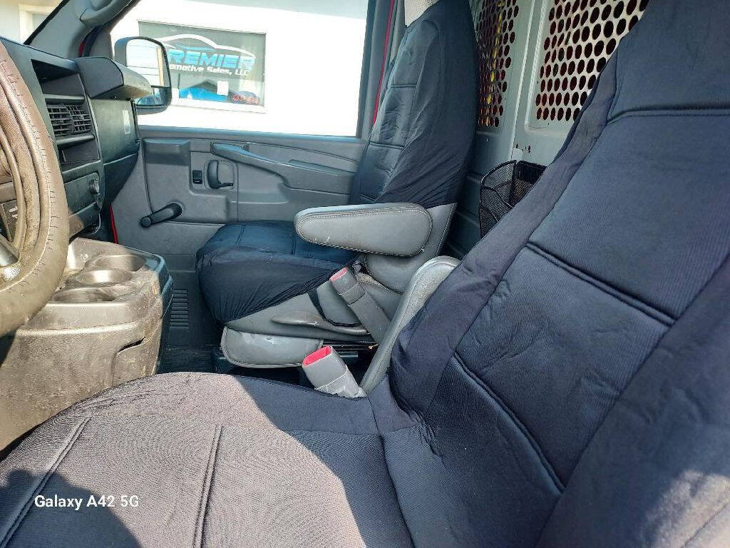 Used 2013 Chevrolet Express 2500 RWD image 7