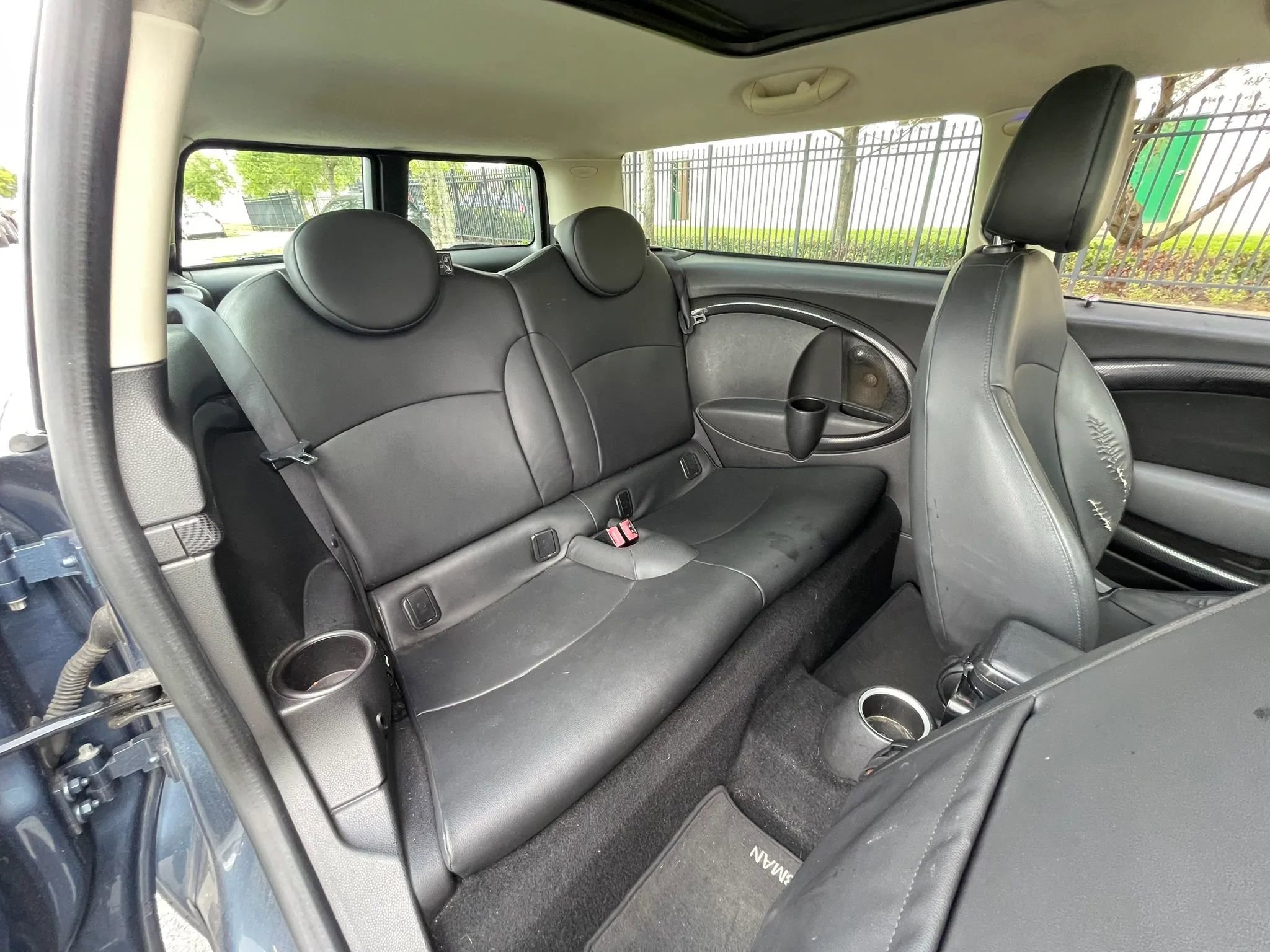 Used 2011 MINI Cooper Clubman S image 25