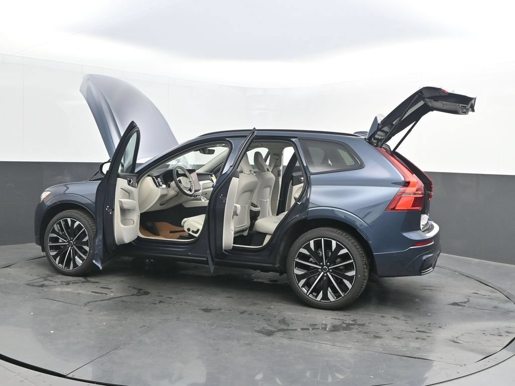 New 2026 Volvo XC60 B5 Ultra w/ Protection Package Premier AWD/4WD image 40
