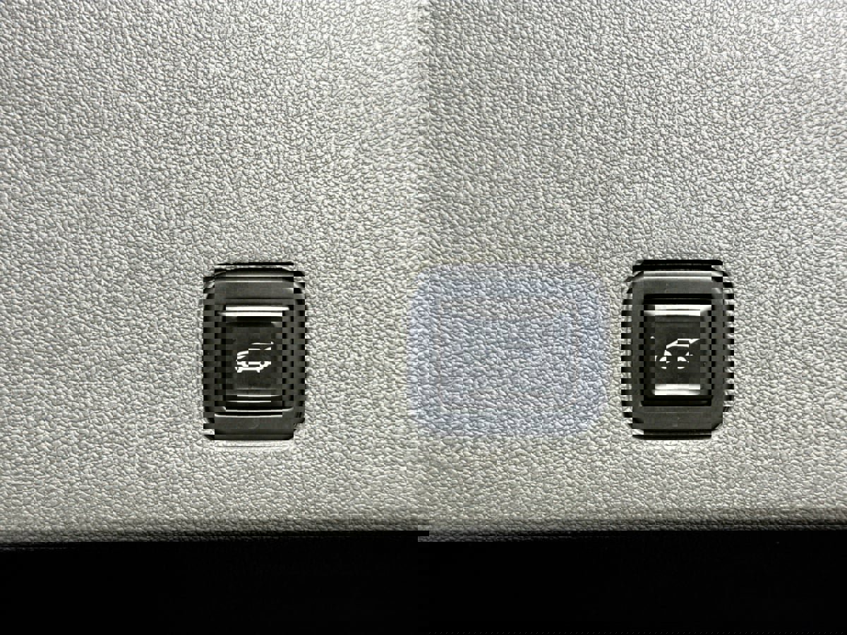 Used 2020 Cadillac XT6 Premium Luxury image 33