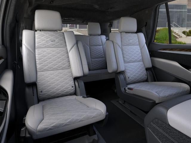 New 2026 Cadillac Escalade Platinum Sport w/ LPO, ONYX Package AWD/4WD image 17