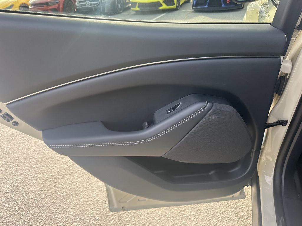 Used 2025 Ford Mustang Mach-E Select image 26