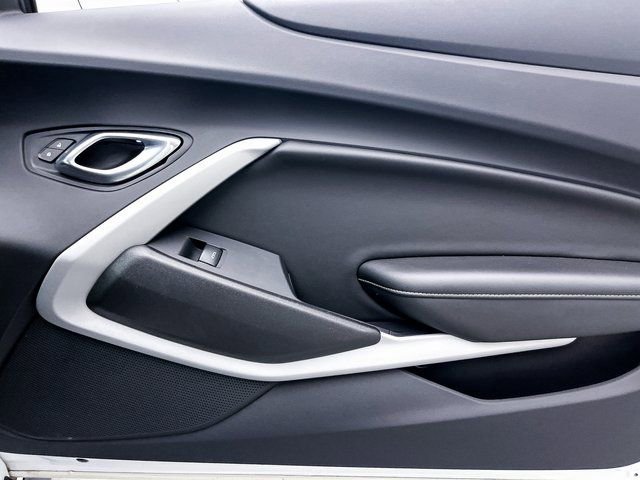 Used 2019 Chevrolet Camaro SS image 35