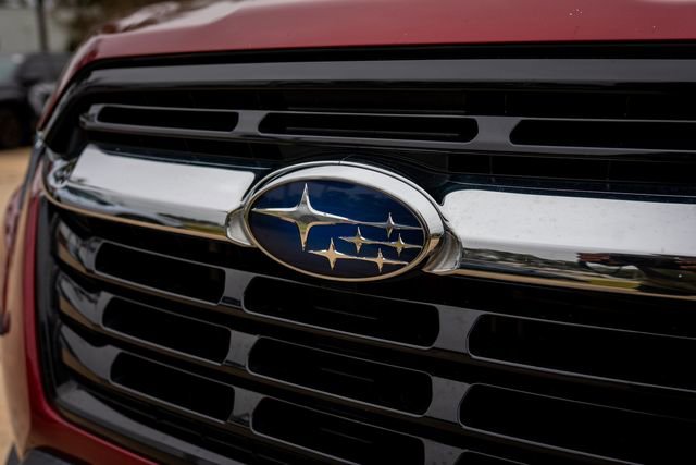 Certified 2023 Subaru Ascent Limited image 13