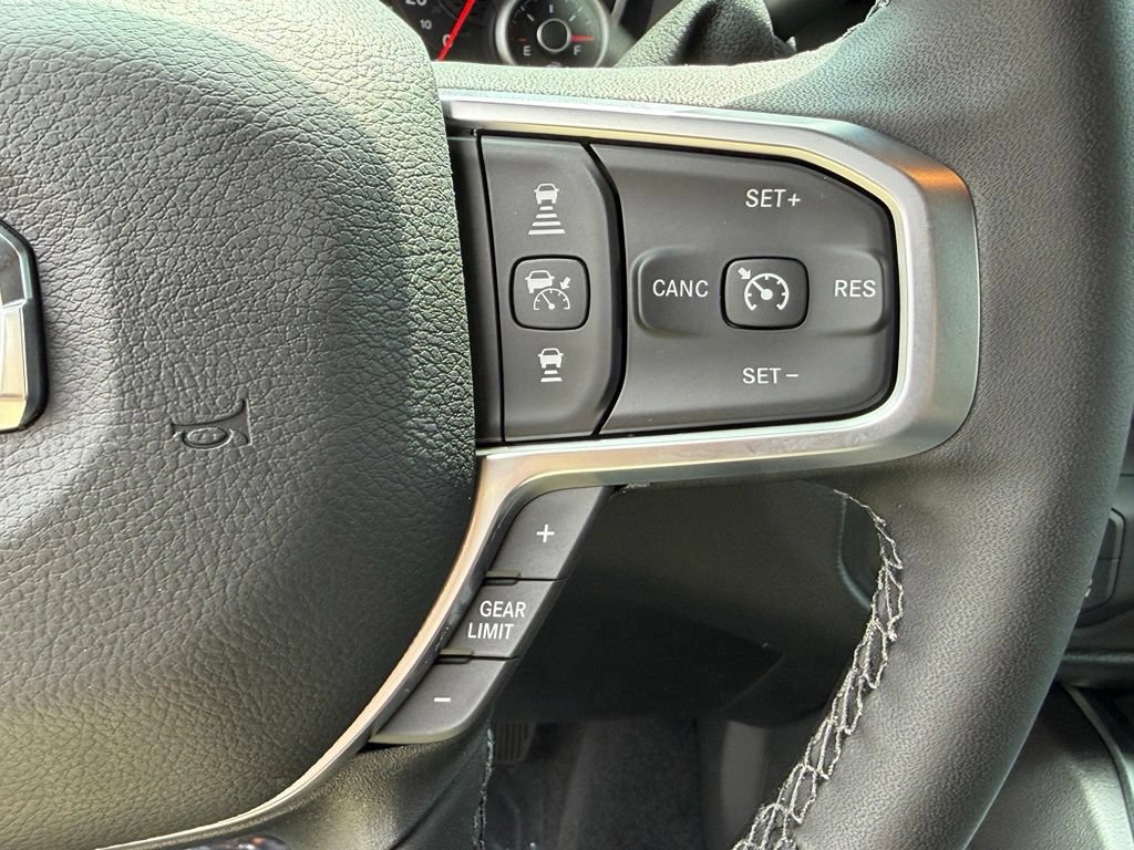 New 2026 RAM 2500 Big Horn AWD/4WD image 17