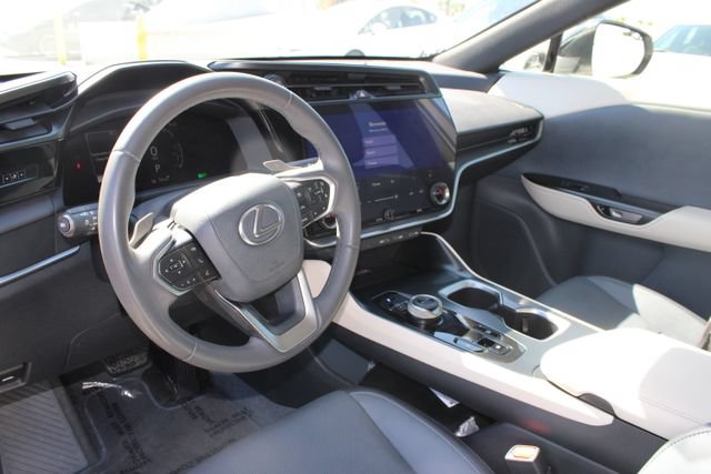 Certified 2024 Lexus RZ 300e Premium w/ Accessory Package (Z1) FWD image 11