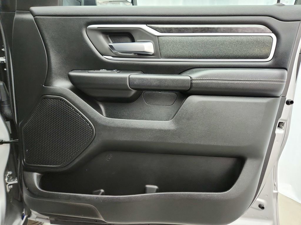 Used 2020 RAM 1500 Big Horn AWD/4WD image 31