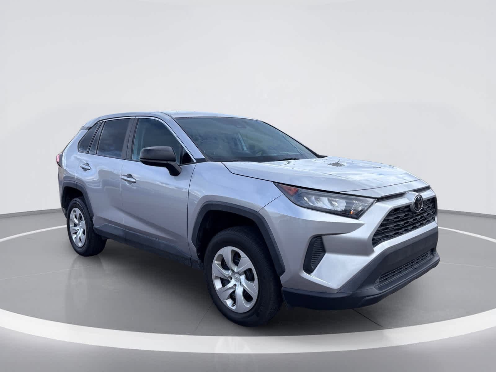 Used 2022 Toyota RAV4 LE FWD image 7