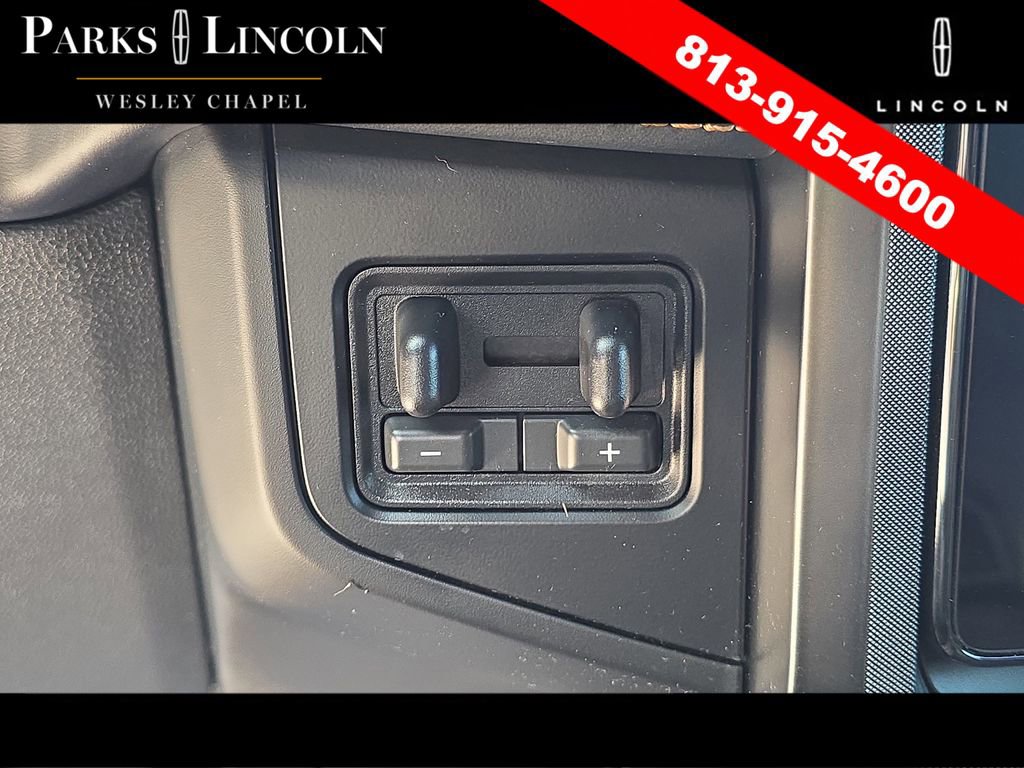Used 2023 Ford Expedition Platinum image 25