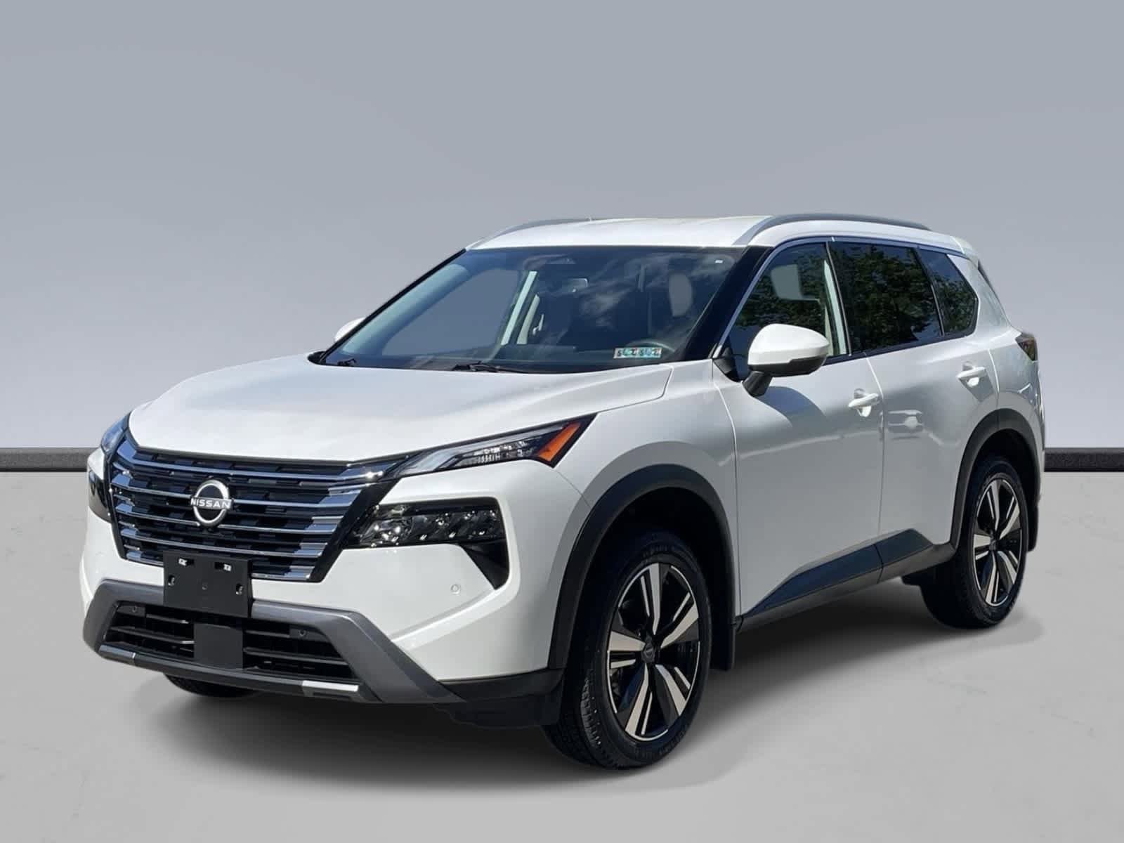 Used 2025 Nissan Rogue SL