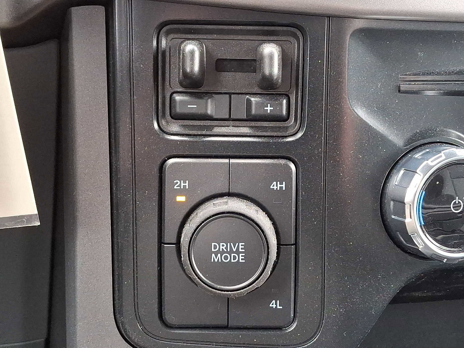 Certified 2024 Ford F150 XLT w/ Mobile Office Package image 23