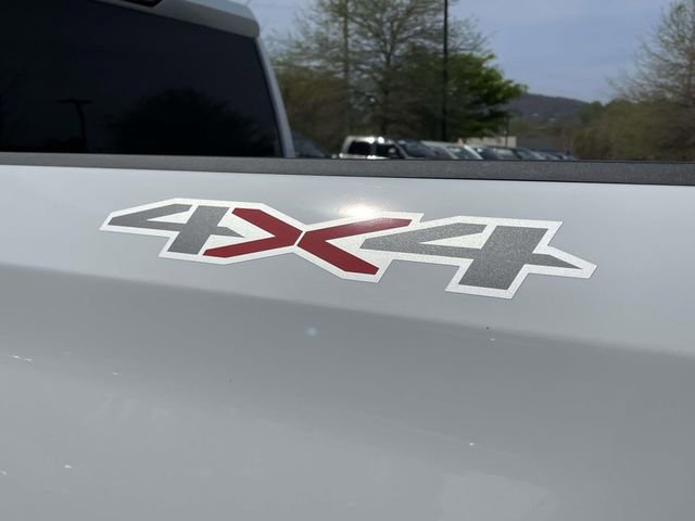 Used 2024 Chevrolet Silverado 1500 Custom image 10