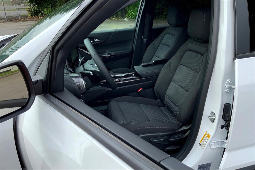 New 2026 Chevrolet Equinox LT image 10
