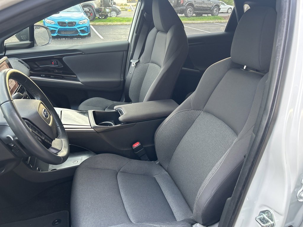 Used 2023 Subaru Solterra AWD image 9