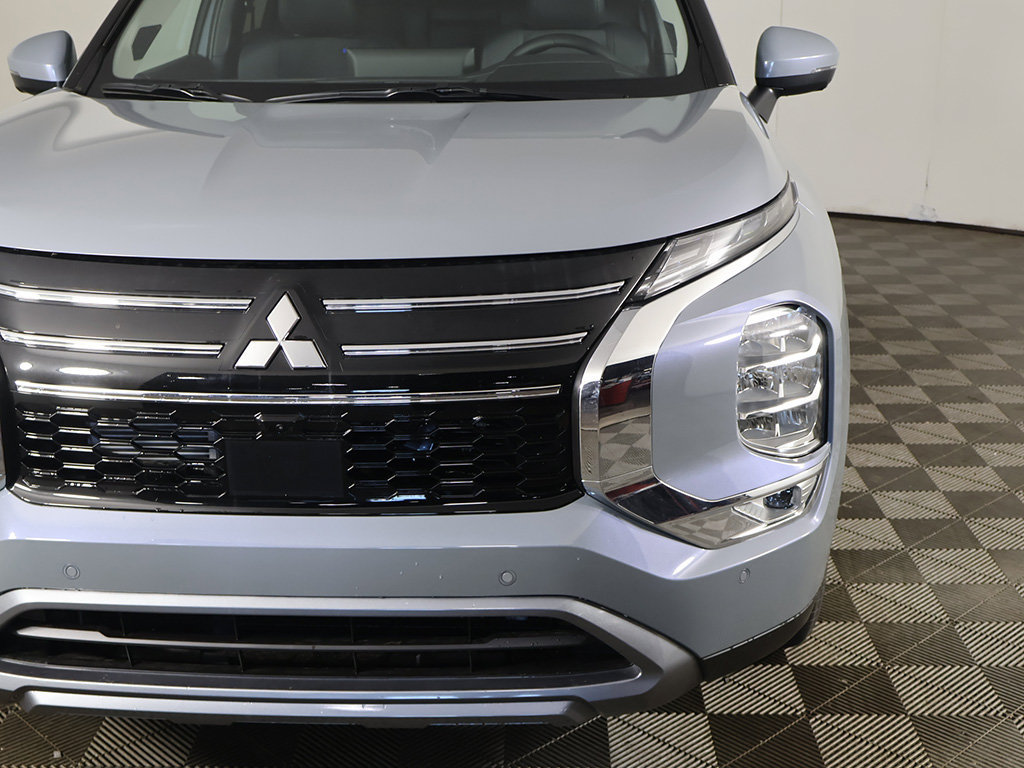 New 2026 Mitsubishi Outlander SE FWD image 16