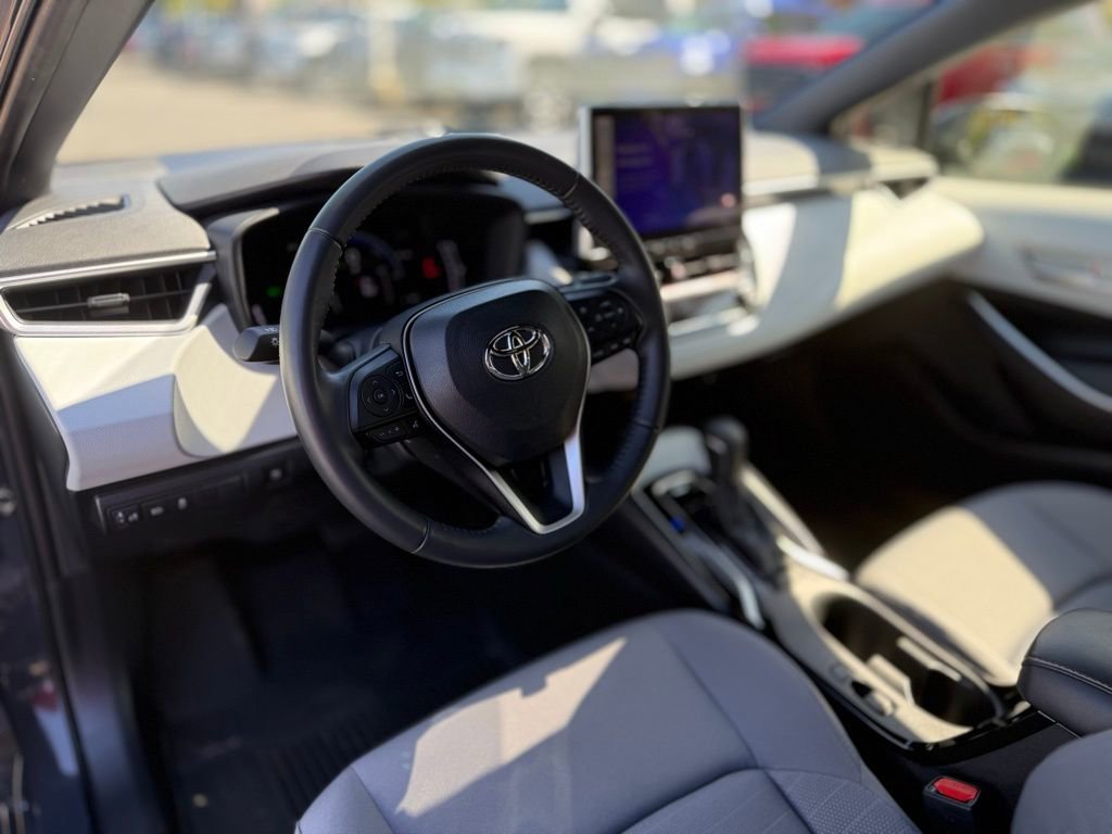 Certified 2025 Toyota Corolla SE w/ SE Premium Package image 13