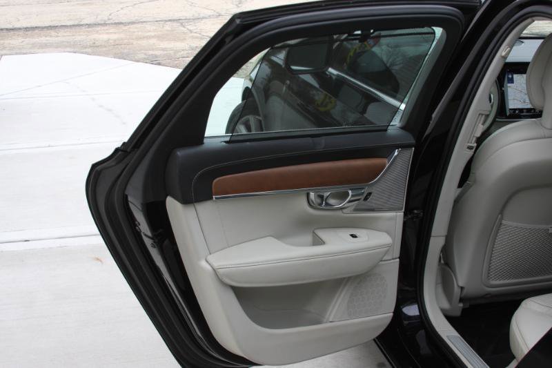 Used 2017 Volvo S90 T6 Inscription w/ Vision Package image 37